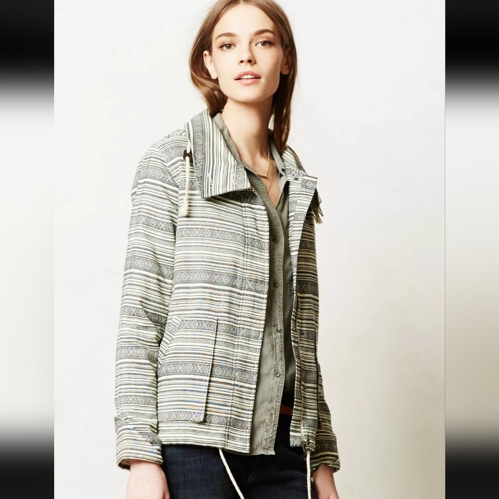ANTHROPOLOGIE Grey White Aztec Anorak hooded jacket